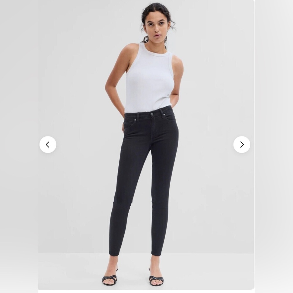 Gap Black Knit Favorite Jegging